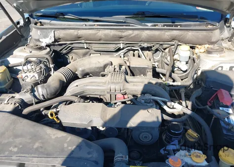 2013 Subaru Outback 2.5I Premium z USA, uszkodzony, nr VIN 4S4BRBCC7D3278460